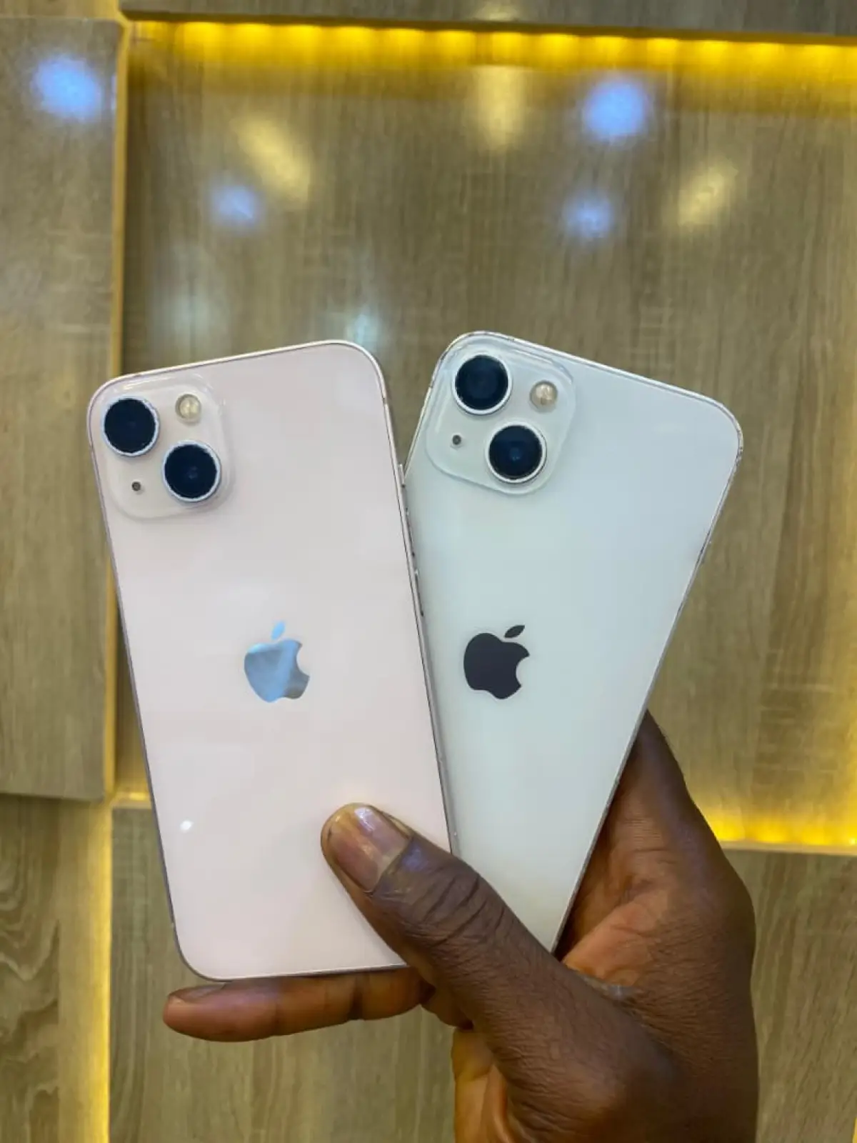 Bashar phones and accessories - Image 1