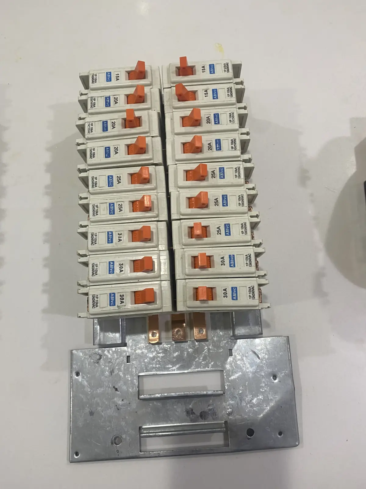 Heavy duty electrical distribution board - Image 2