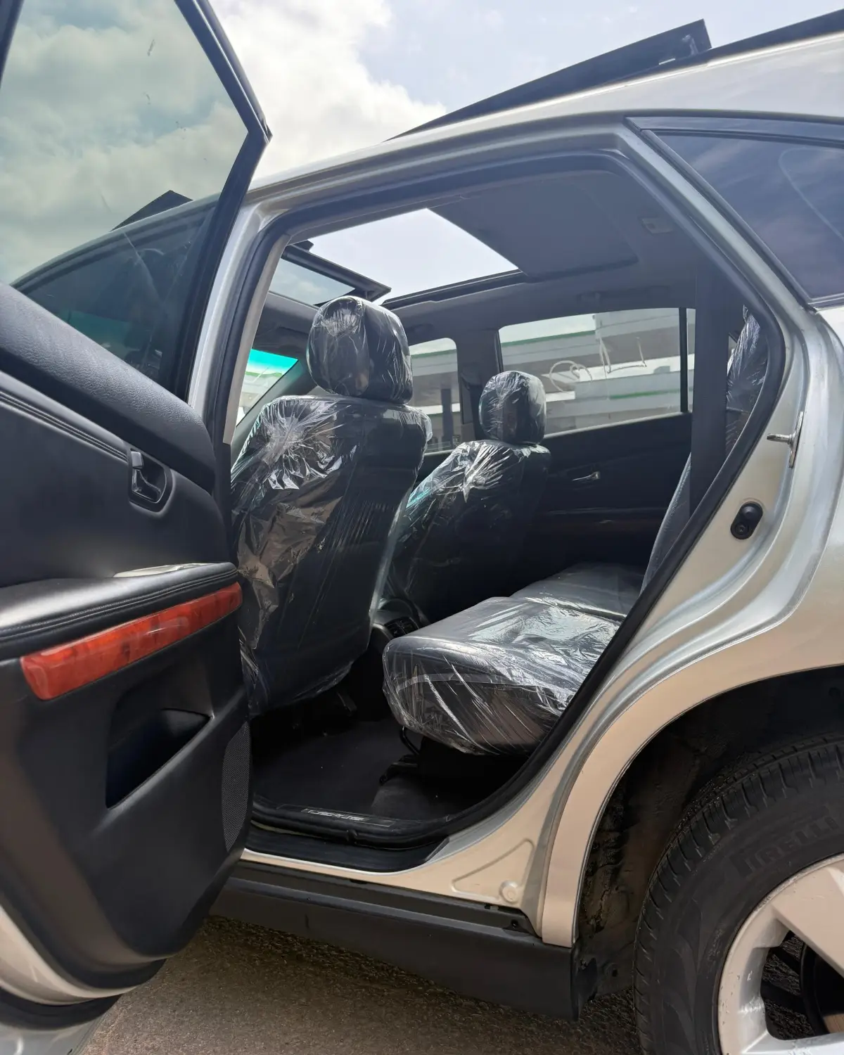 Grade A Mercedes-Benz C300 – Buy & Drive - Image 3