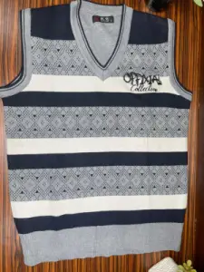 Offixial armless top