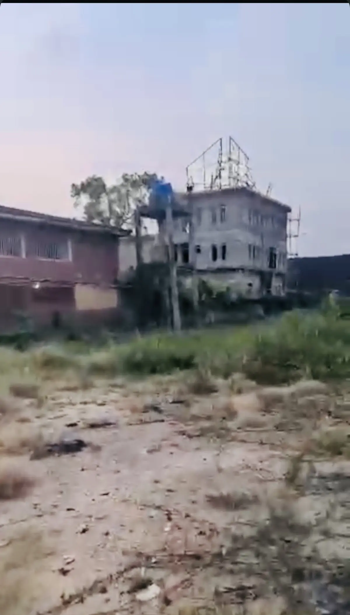 Half Plot of Land in a secured estate for Sales at Gbagada Lagos N150m - Image 3