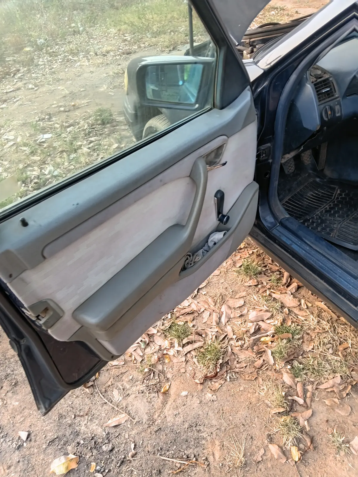 Mercedes Benz - Image 4