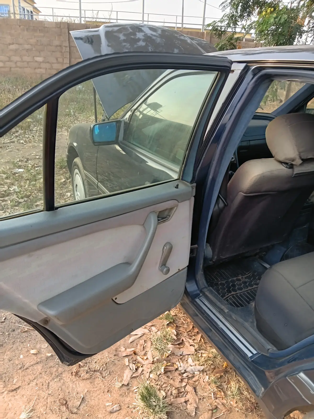 Mercedes Benz - Image 6