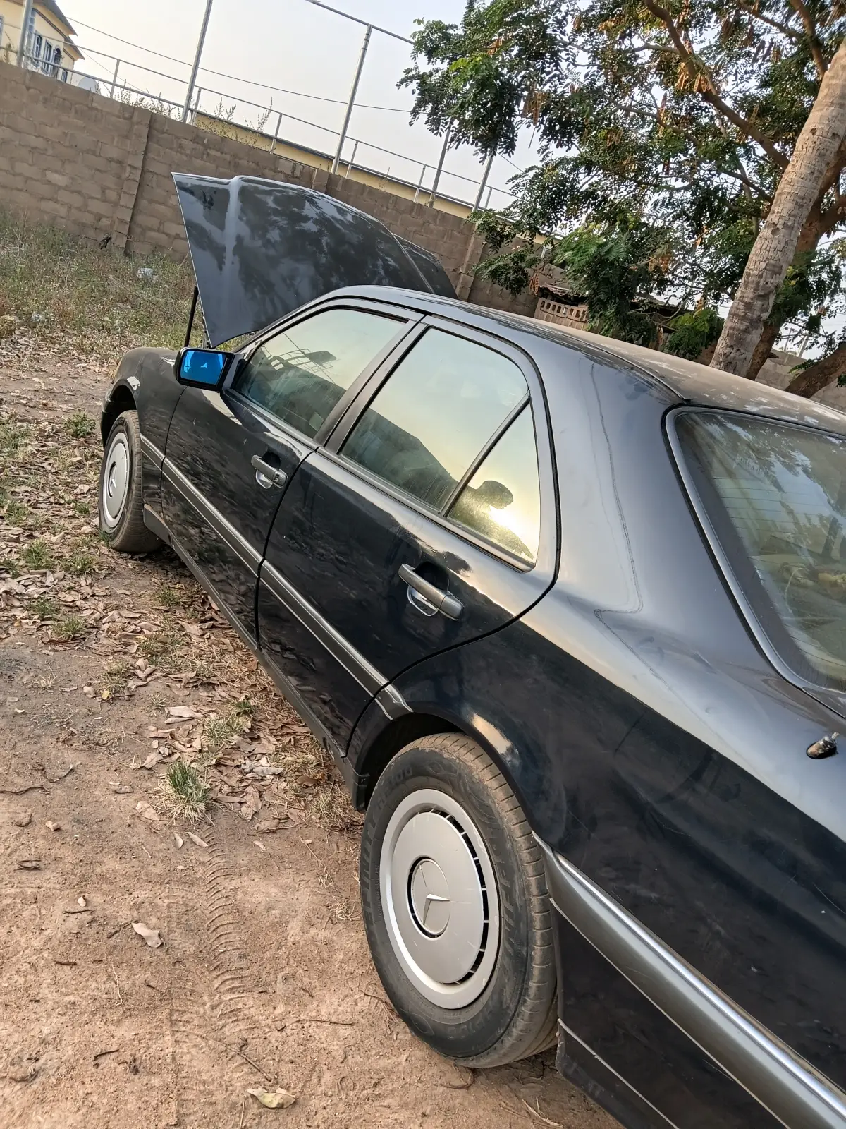 Mercedes Benz - Image 7