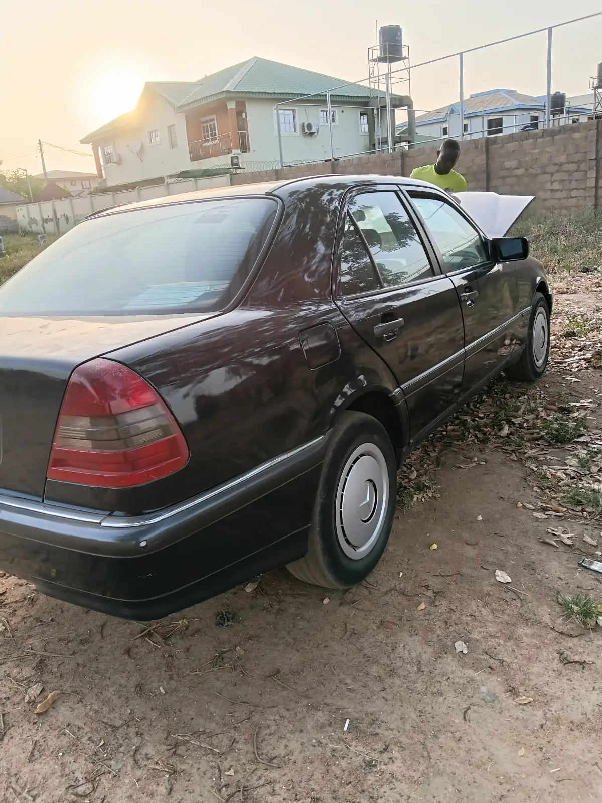 Mercedes Benz - Image 9