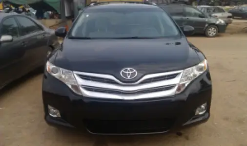 Toyota Venza 2010 Model