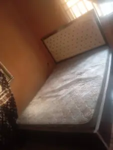 Bedframe with mattress