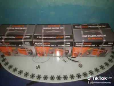 Bwand decker Welding machine