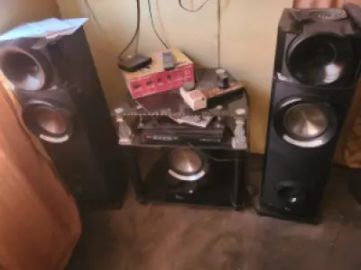 LG HOME THEATRE SOUND SYSTEM FOR SALE