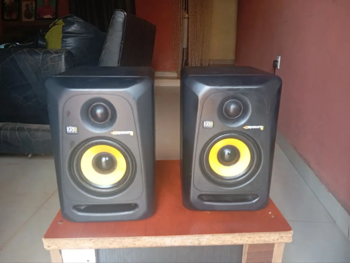 Krk Rokit 4 studio speakers at distress affordable price - Image 2