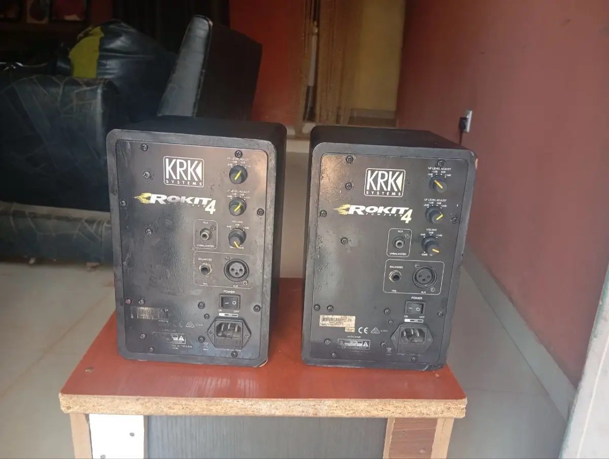 Krk Rokit 4 studio speakers at distress affordable price - Image 3