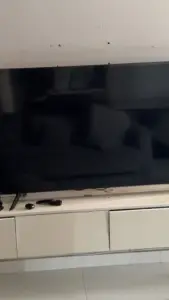 65 inches Samsung smart tv