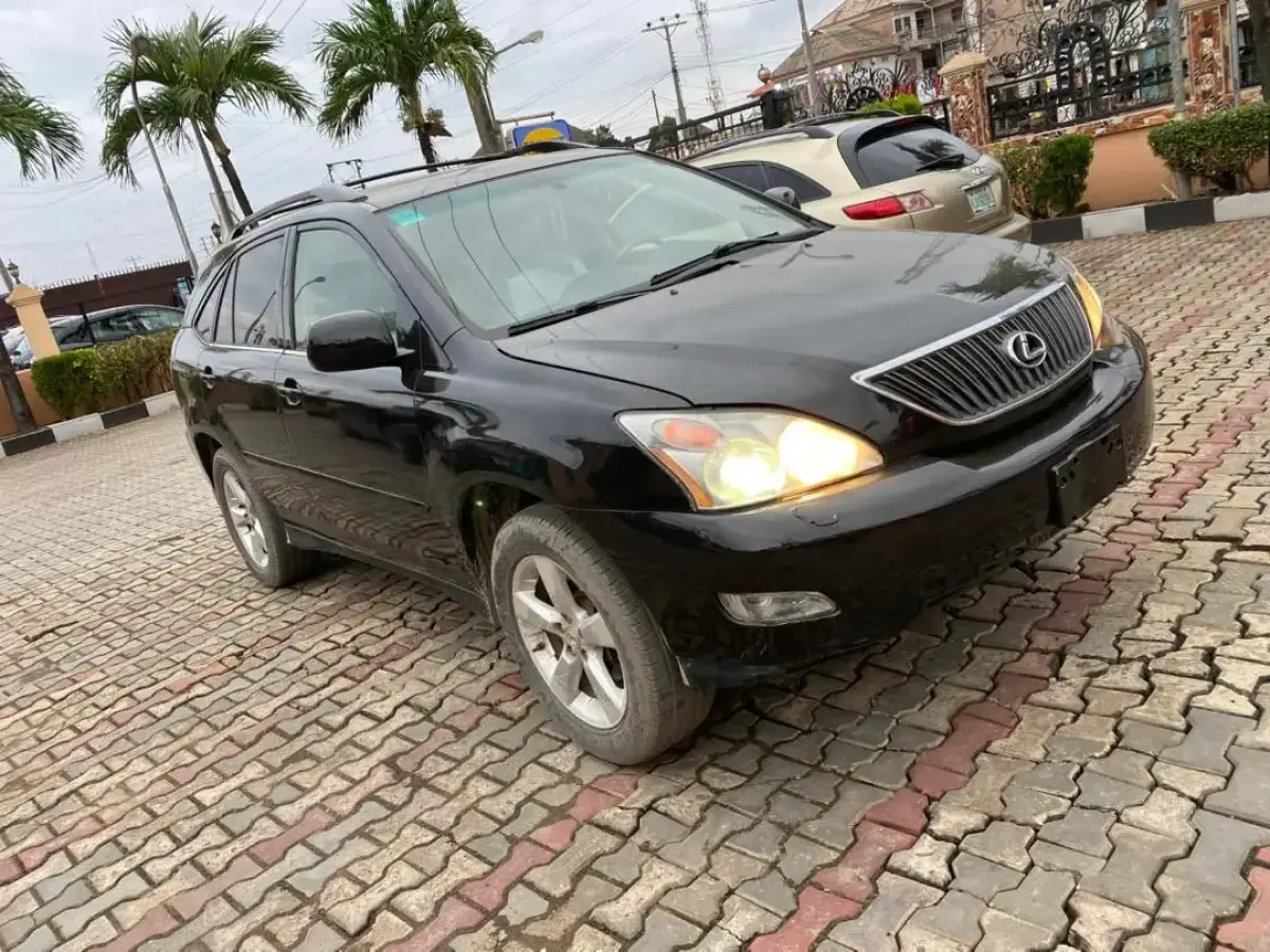 Lexus rx330 - Image 3