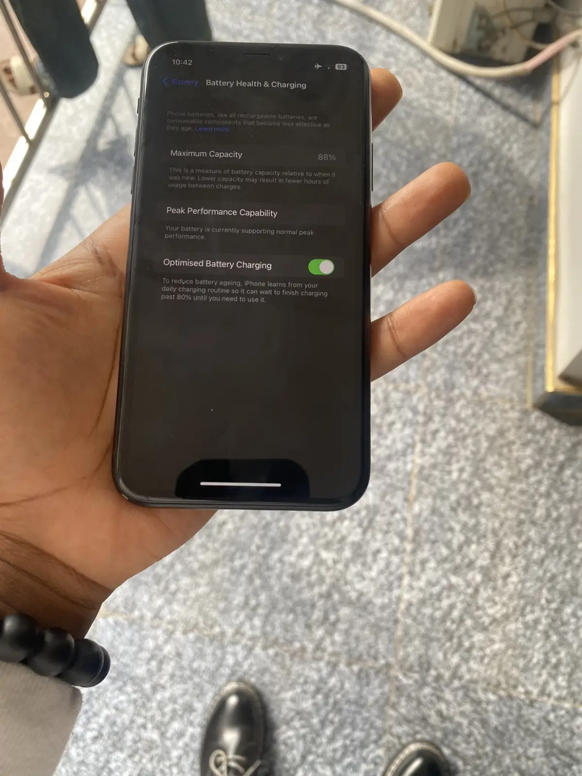 Newly imported UK used iphone XR 64gb - Image 3
