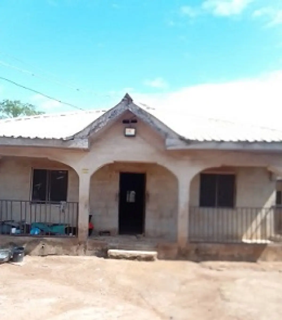 Urgent Sale Residential Building For Sale - Image 2