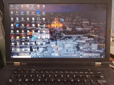 Lenovo Thinkpad laptop L430, 4gig RAM, 350 gig ROM.