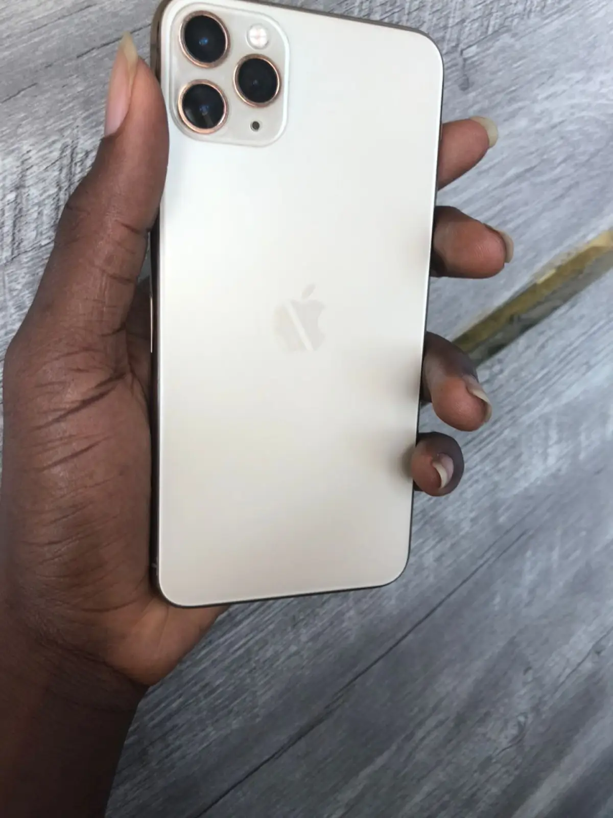 iPhone 11 pro max 256gb - Image 2