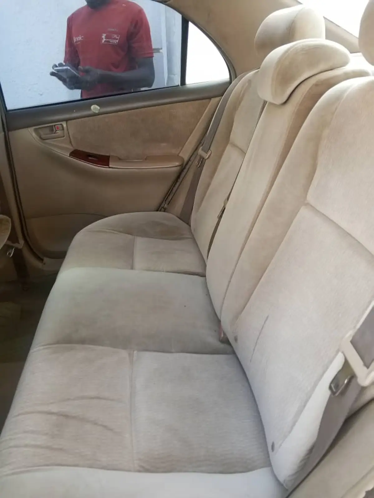 Toyota corolla - Image 3