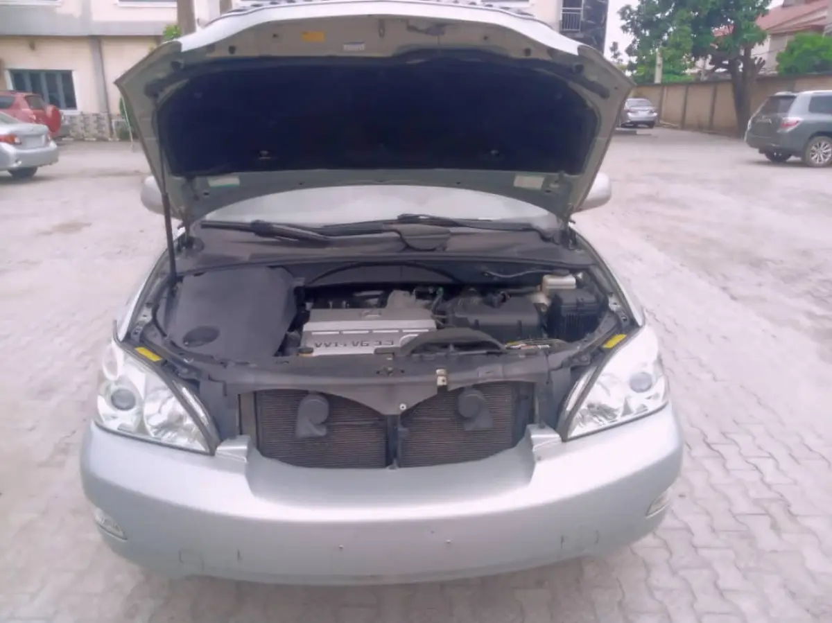 TOKS LEXUS RX330 2005 MODEL - Image 9