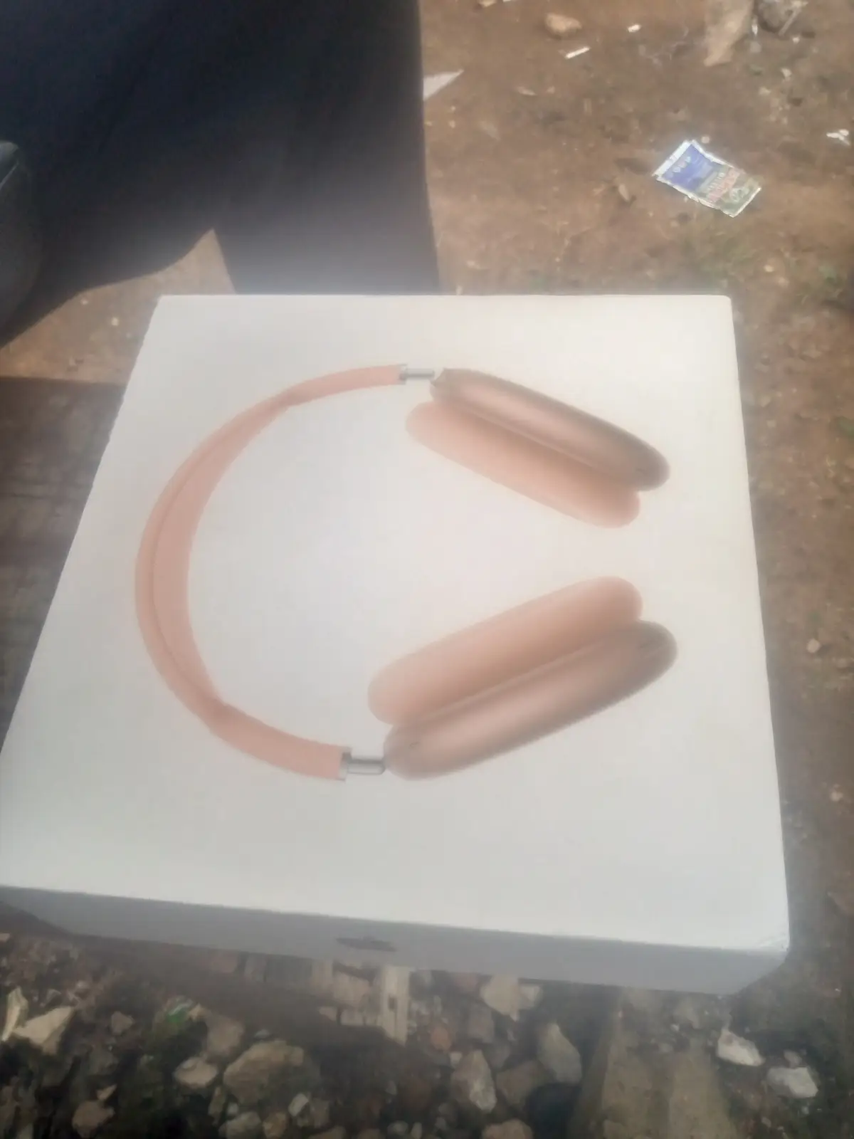 Iphone hear speak and pod. - Image 2