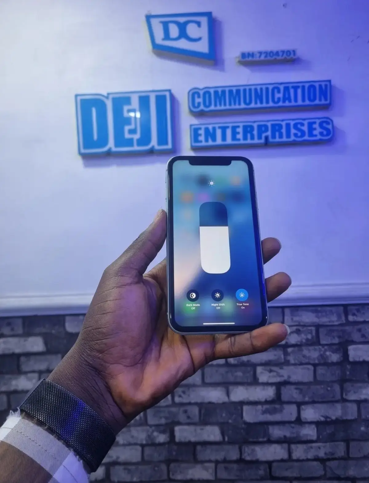 iPhone 11 for sale - Image 2