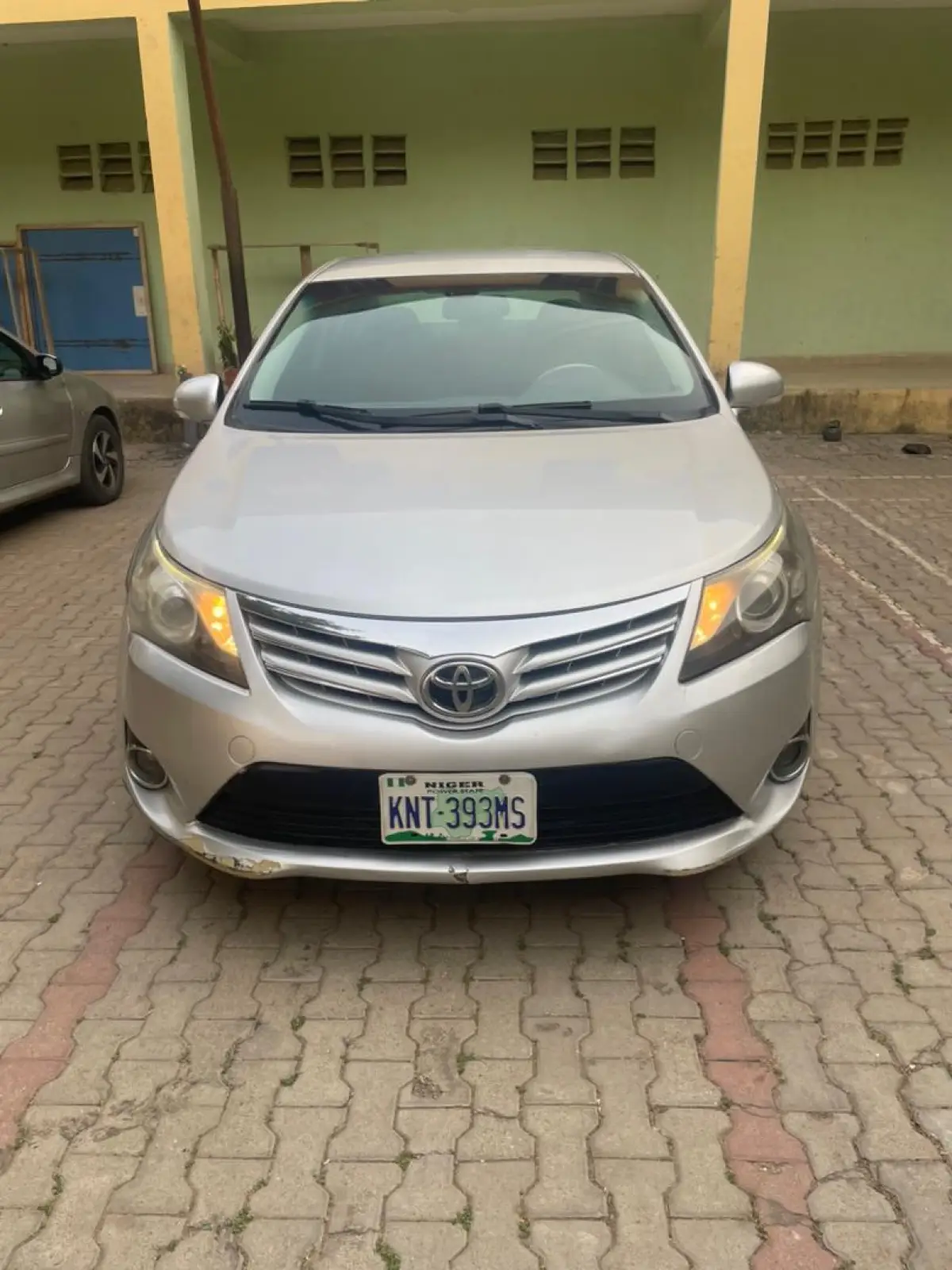 Toyota Avensis - Image 2