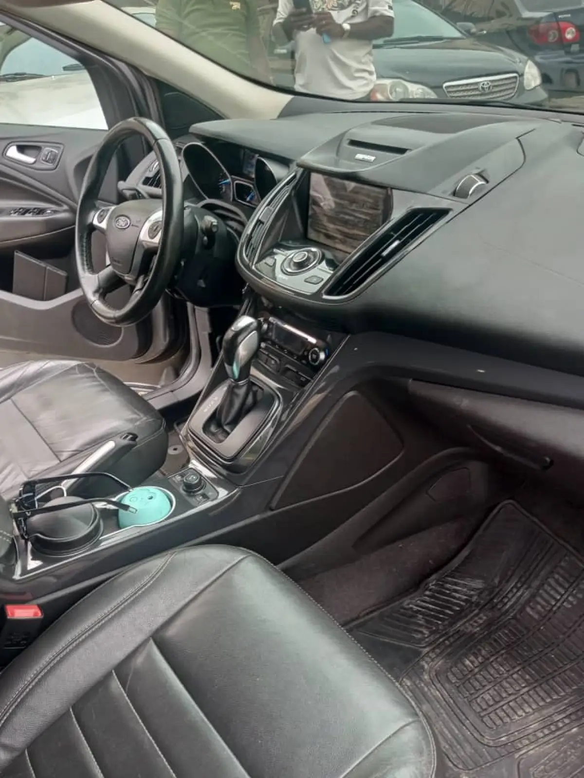 Brand new Ford Escape 2015 model. Buy and Drive - Image 4