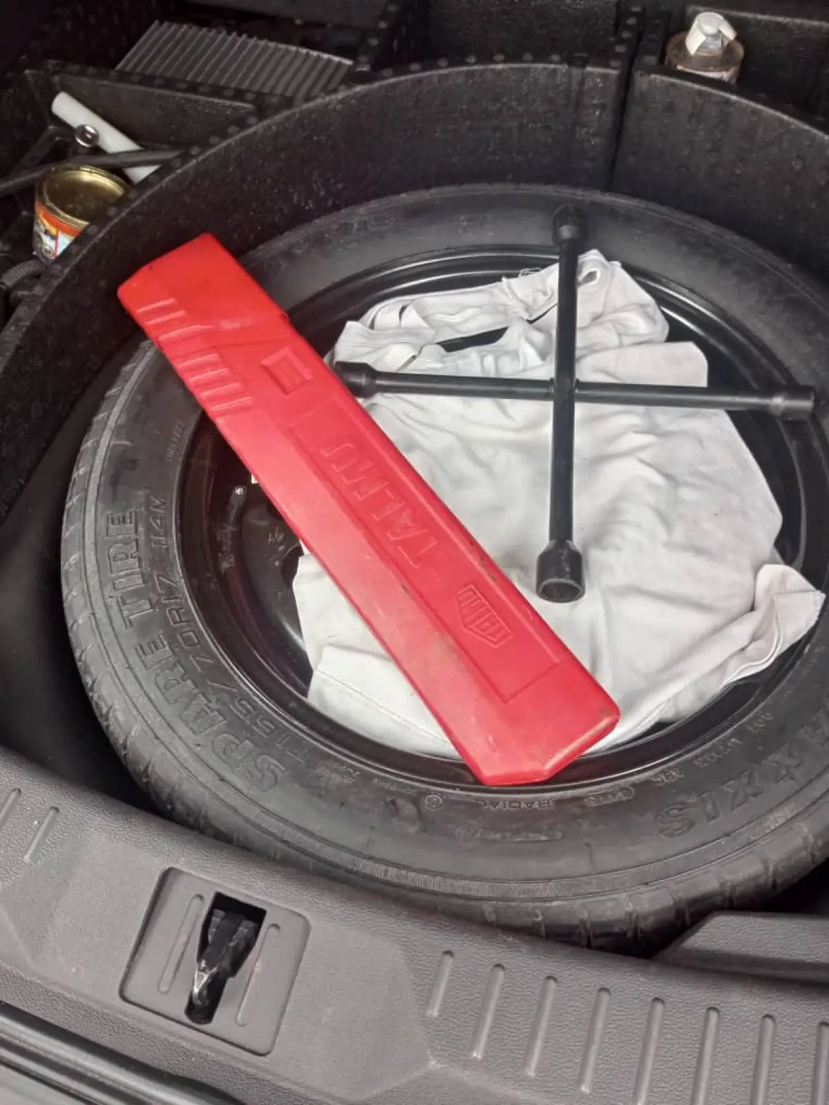 Brand new Ford Escape 2015 model. Buy and Drive - Image 9