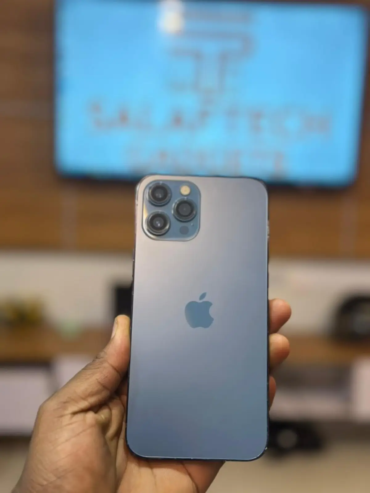 iPhone 12 pro max 128gb - Image 1