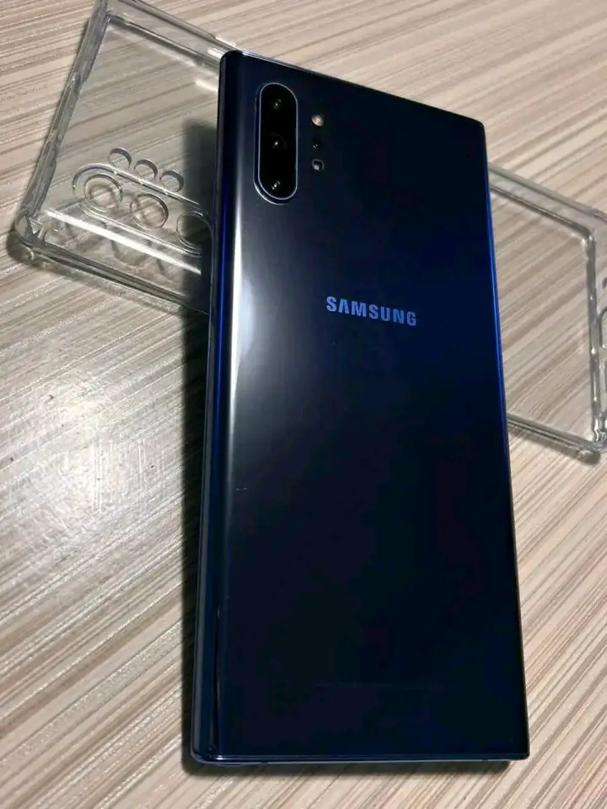 UK used samsung Galaxy Note 10 plus - Image 2