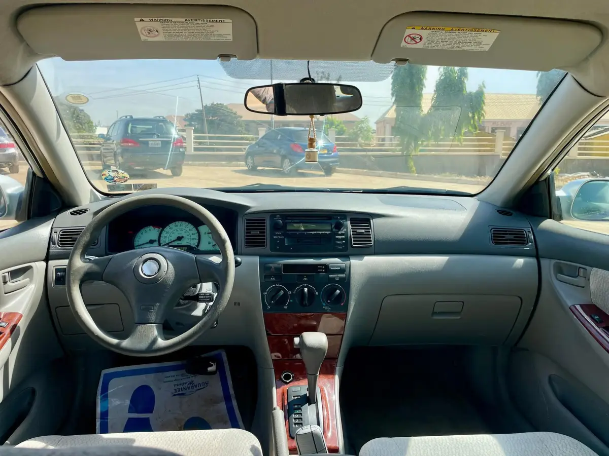 2004 Toyota corolla for sale - Image 6