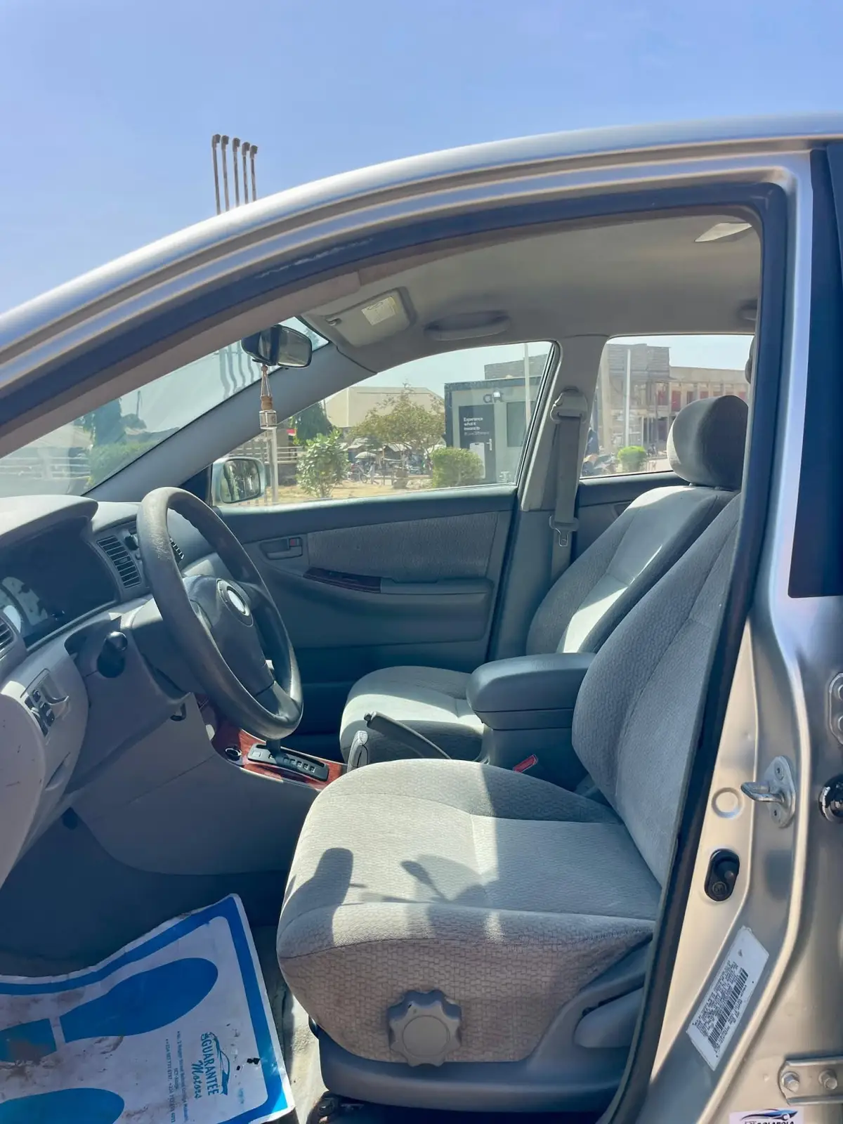 2004 Toyota corolla for sale - Image 7