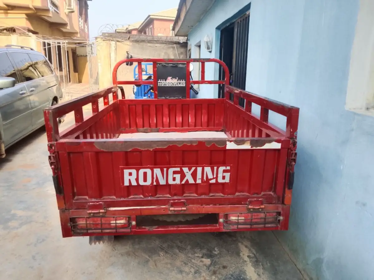 Tricycle RONGXING CC200 - Image 2