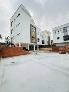 FOR SALE NEWLY BUILT 5 BEDROOM FULLY DETACHED DUPLEX