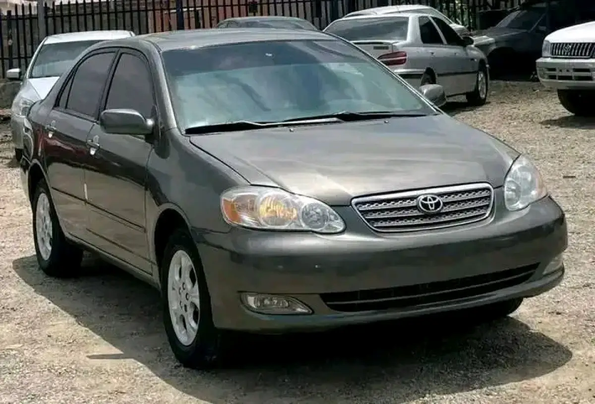 2004 Toyota Corolla - Image 1