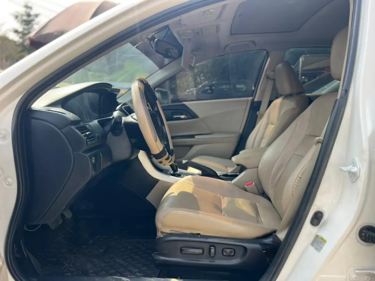 V4 ACCORD HONDA DISTRESS - Image 4