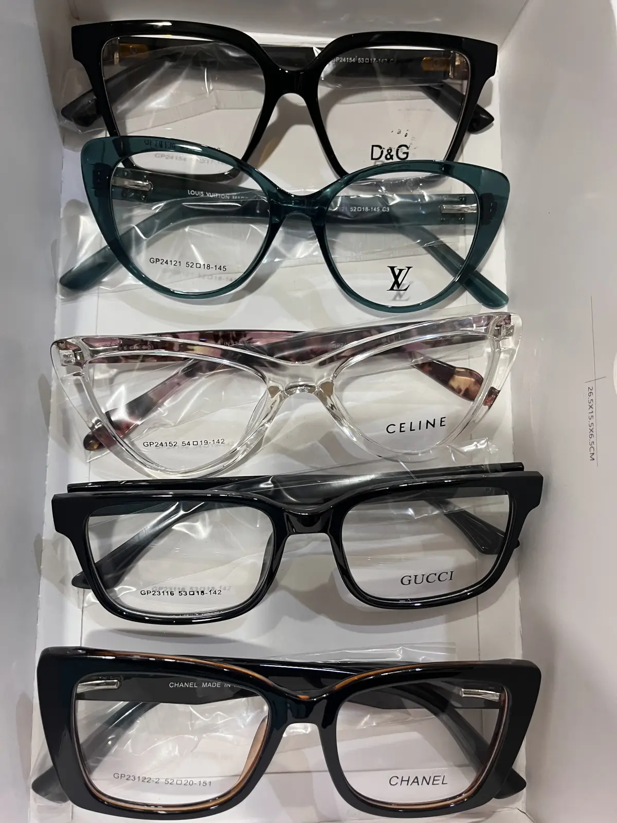 Issy infinity optical glasses service - Image 2