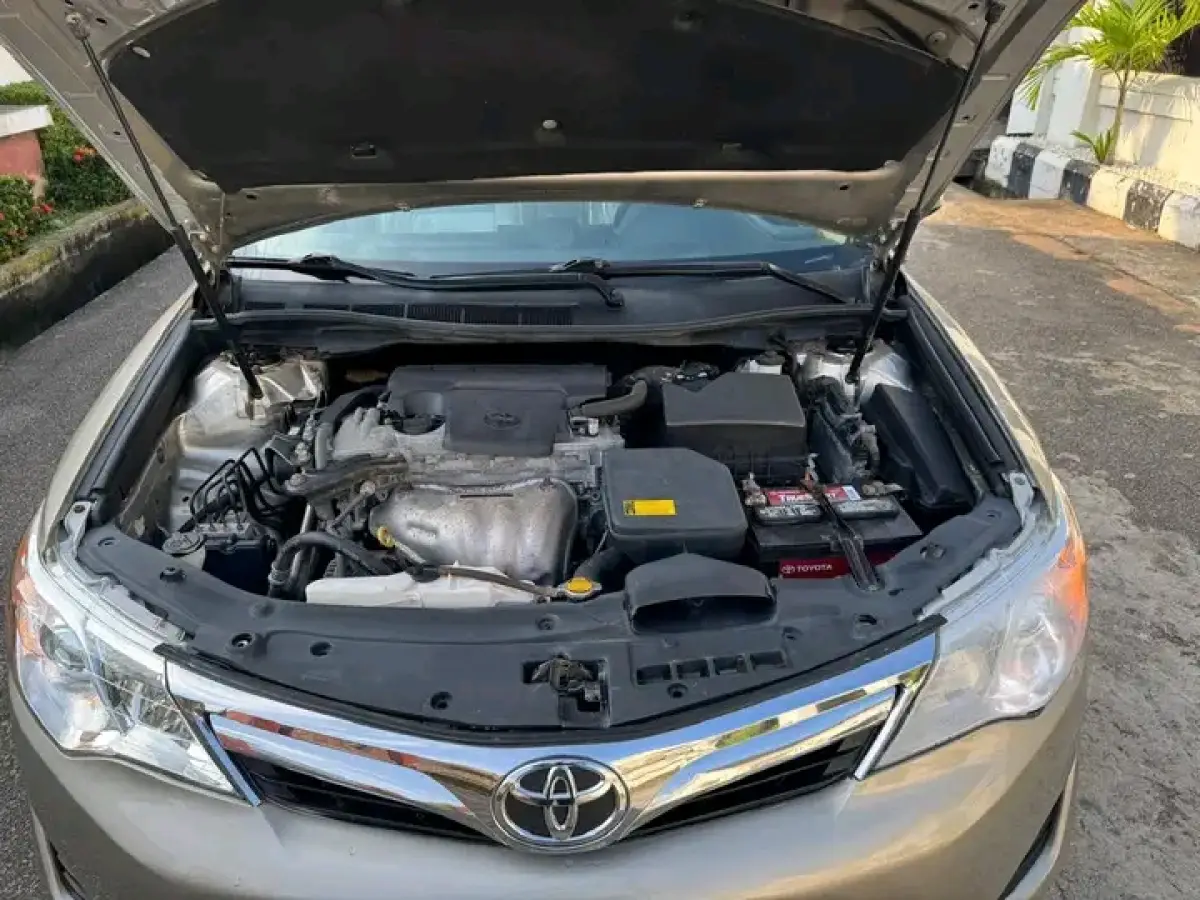 2014 Toyota Corolla - Image 6