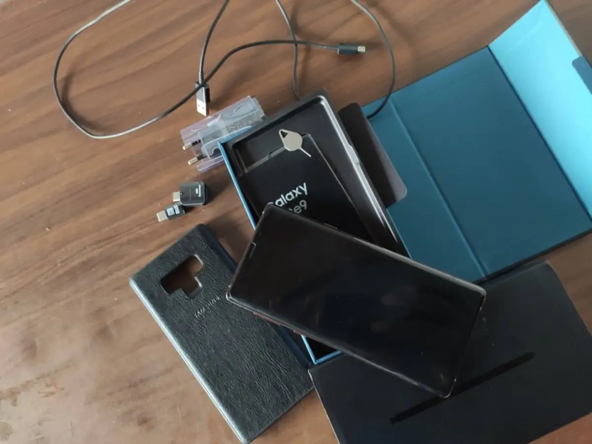 Open Box Samsung Note 9 - Image 4