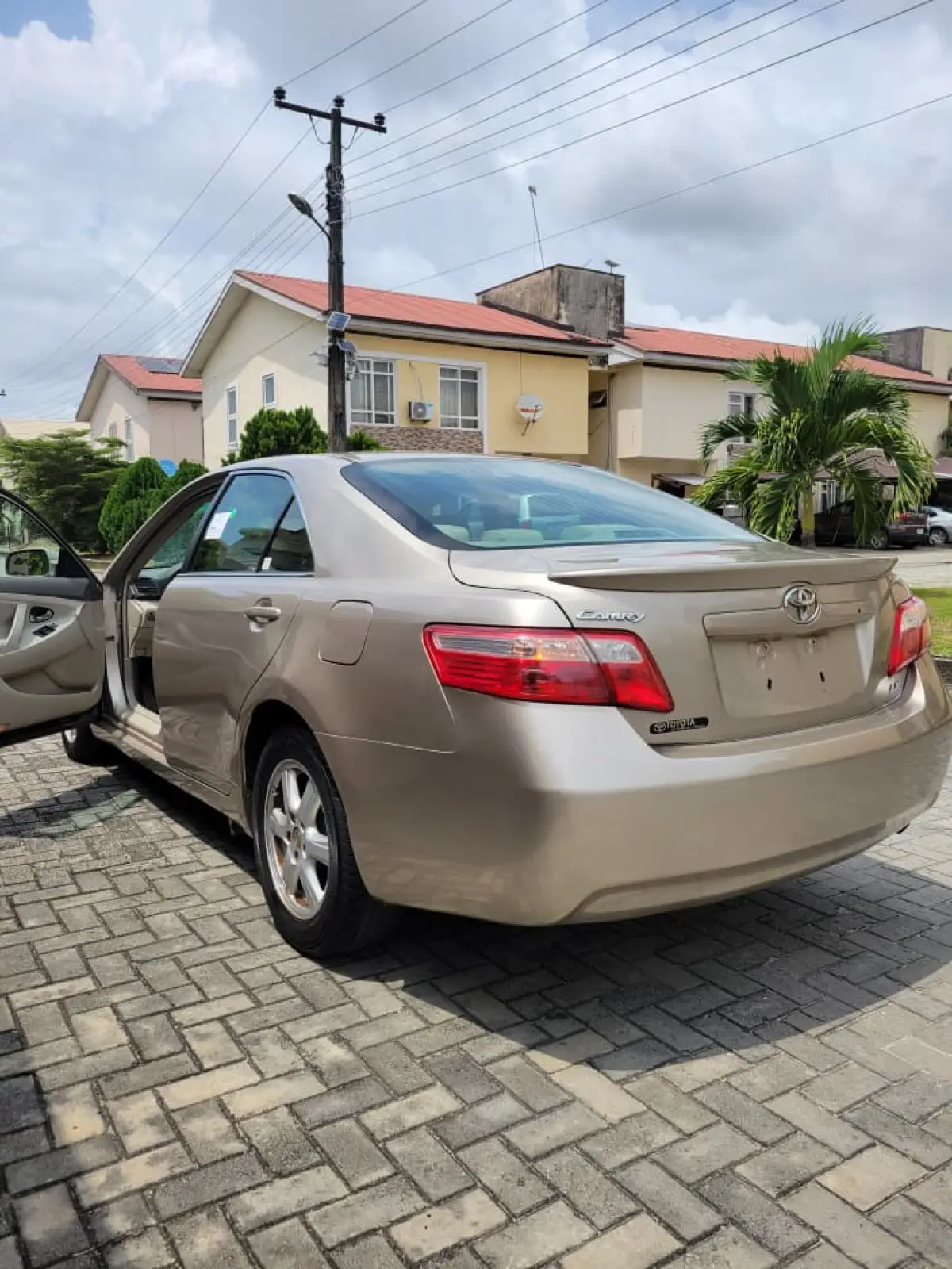 Foreign Used 2007 Toyota Camry - Image 5