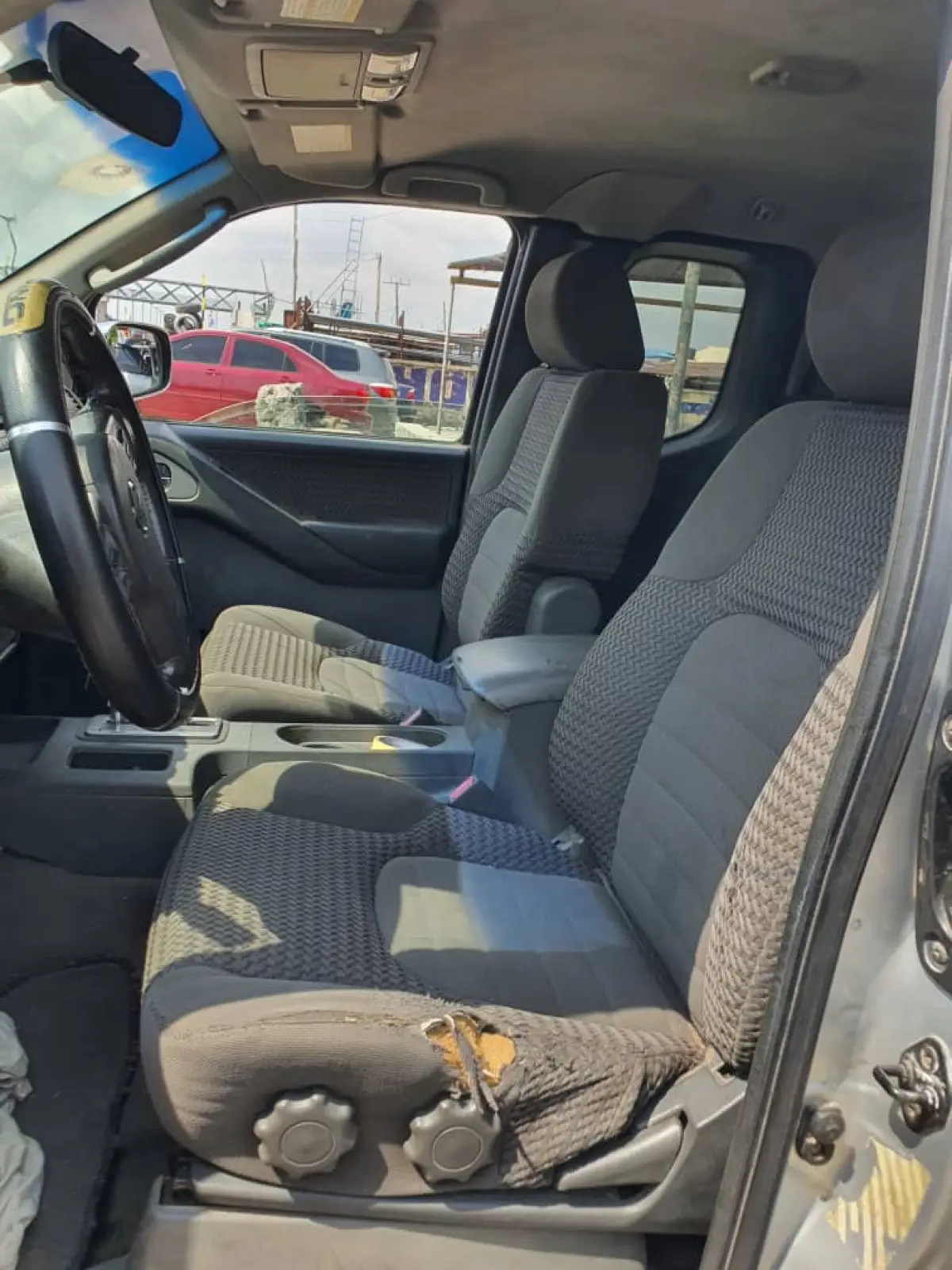 Nissan frontier LE 2007 - Image 3