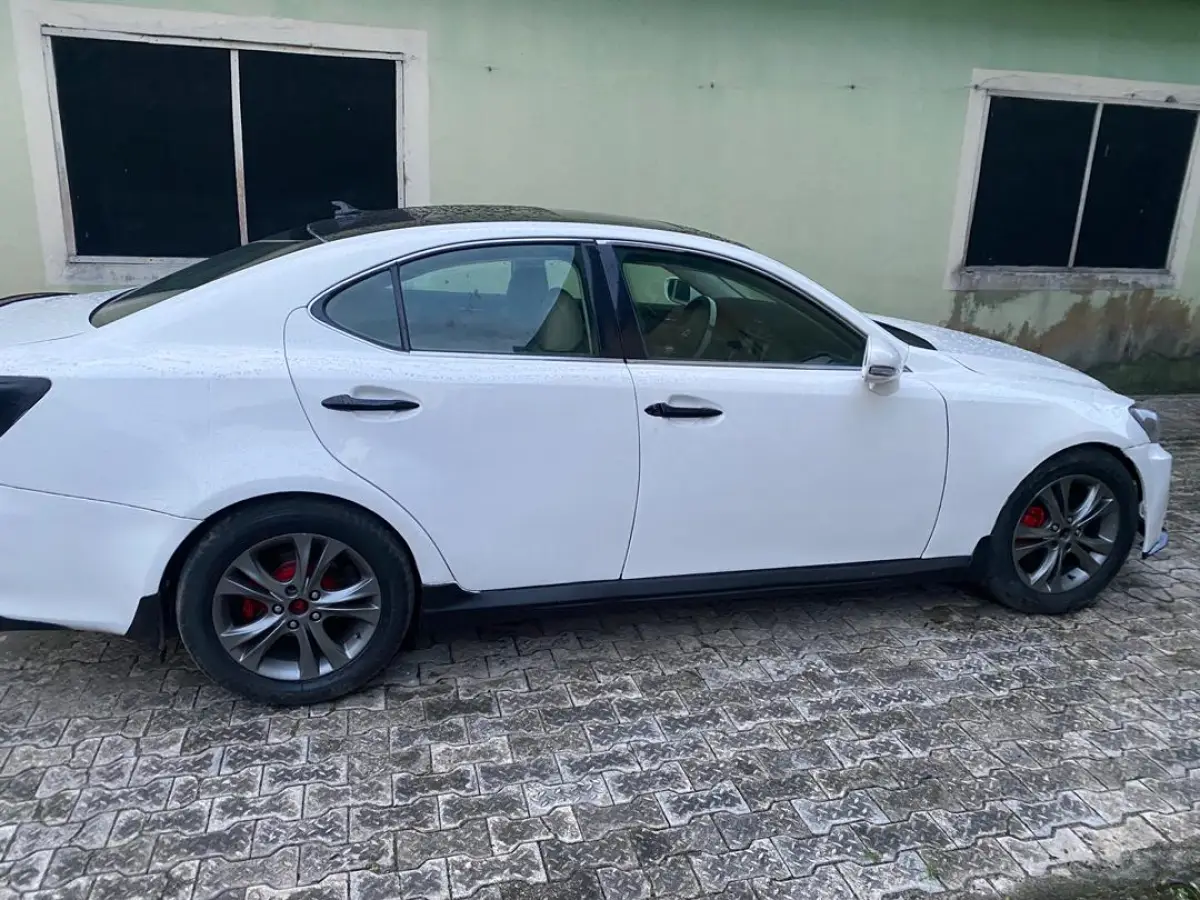Lexus Is 250 - Image 5