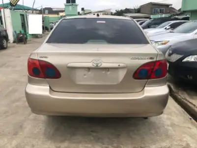 Clean Toyota Corolla 2004 gold for sale