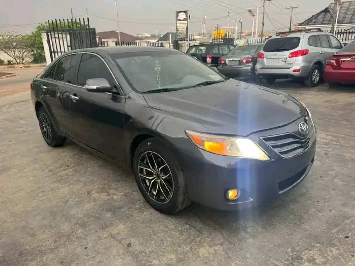 Toyota Camry Musles - Image 1