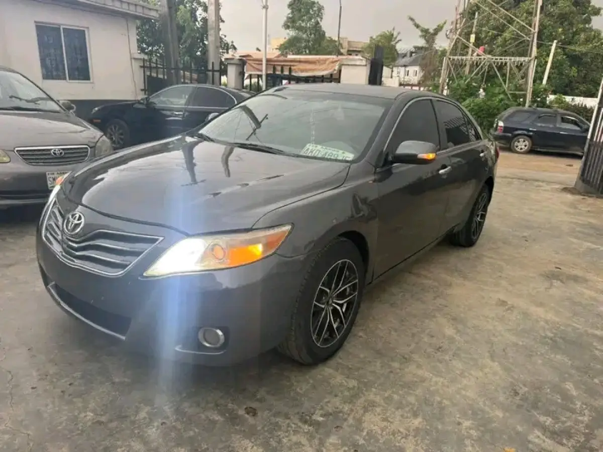 Toyota Camry Musles - Image 2