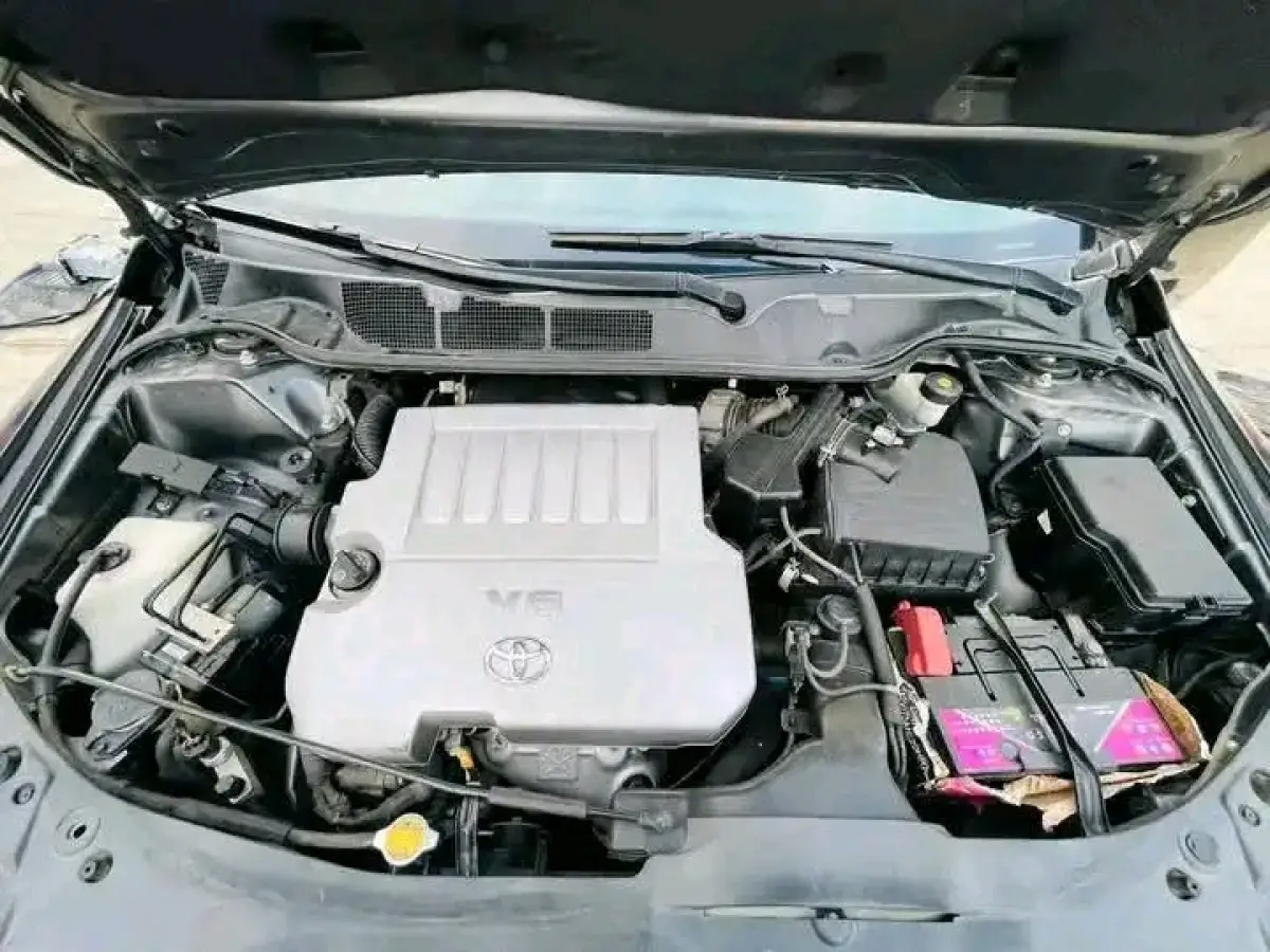 Very Neat and Clean 2006 Toyota Big Daddy - Image 9