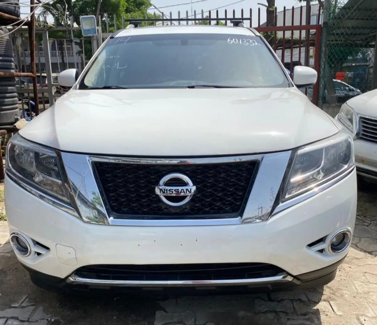 2014 Tokunbo Pathfinder - Image 1