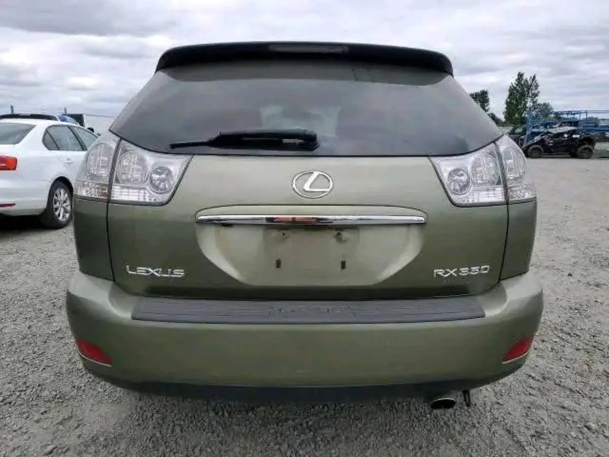 Lexus RX 330 - Image 10