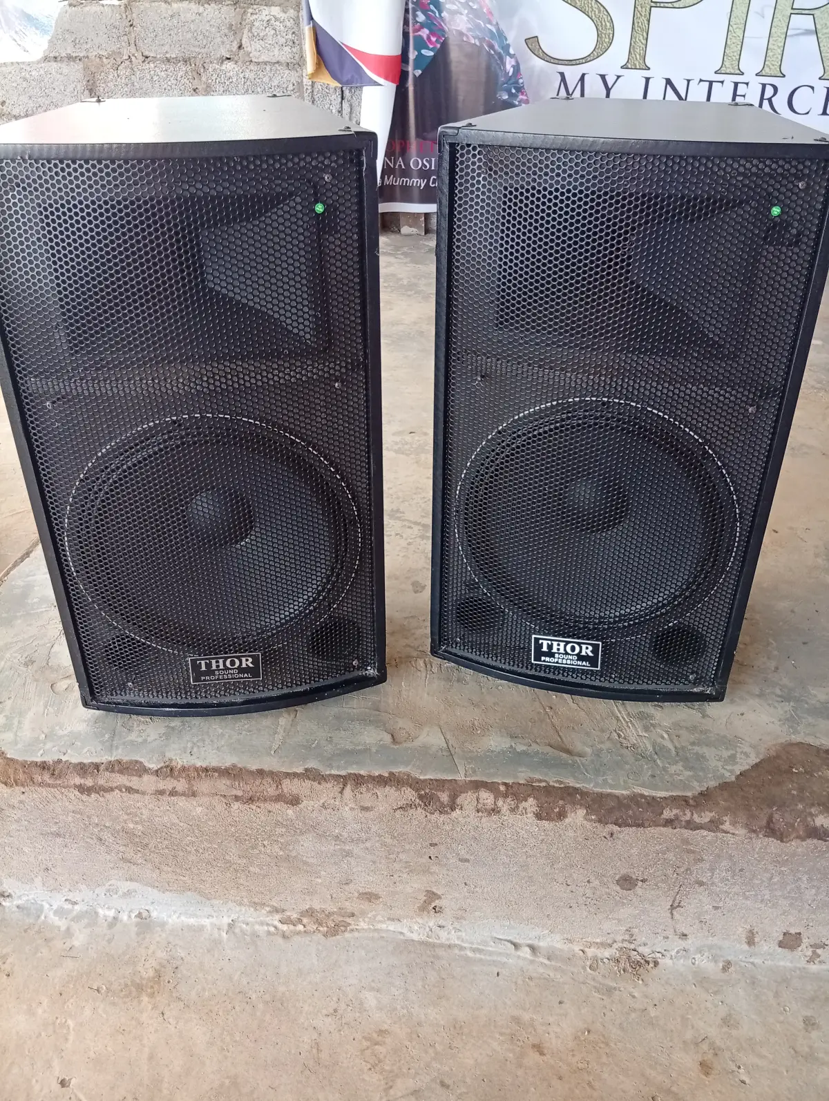 Speakers - Image 1