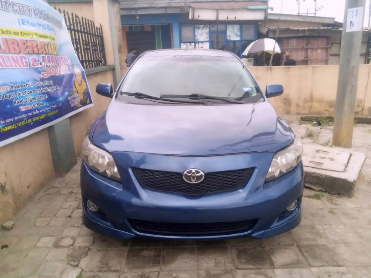 TOKS TOYOTA COROLLA SPORTS 2010 MODEL - Image 1
